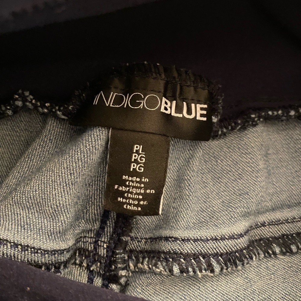 Maternity Jeans - Picture 3 of 5